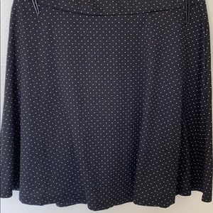 BLACK AND WHITE SKIRT